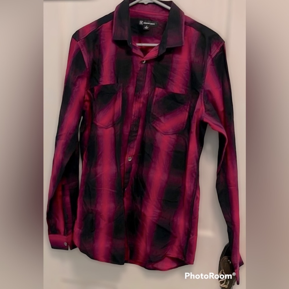 Mens INC button up shirt. Size Small. Brilliant Berry